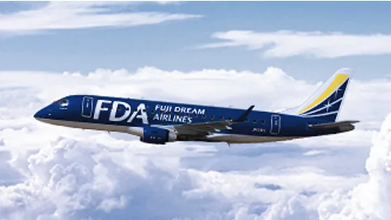 13号機/エンブラエル E-175