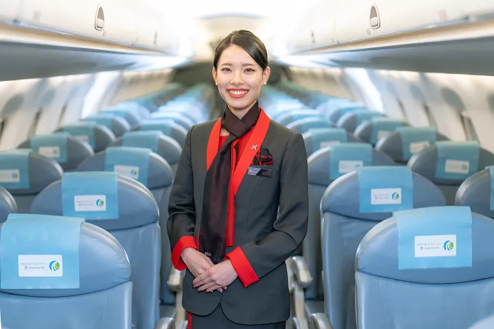 FDAの客室乗務員には、どのような資質が必要だと感じますか？