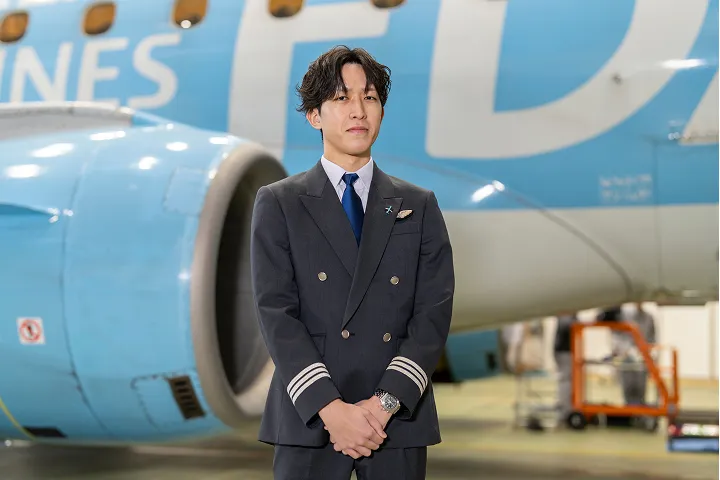 副操縦士の仕事の中で一番面白いと感じる点ややりがいを感じる瞬間はどこですか？