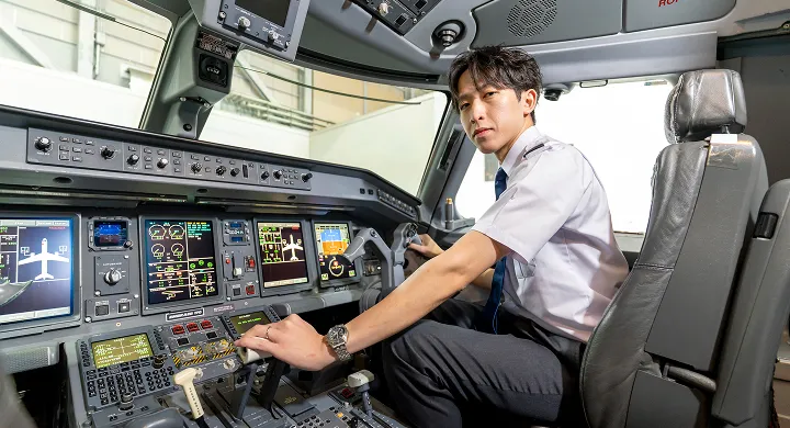 FDAの機体（エンブラエル機）の操縦や、FDAならではの操縦士としての魅力は？
