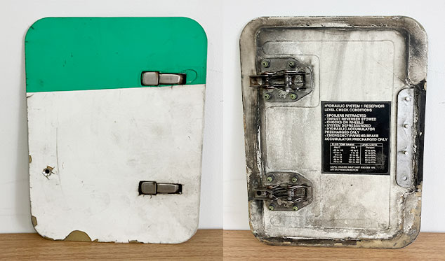 油圧システムアクセスパネル