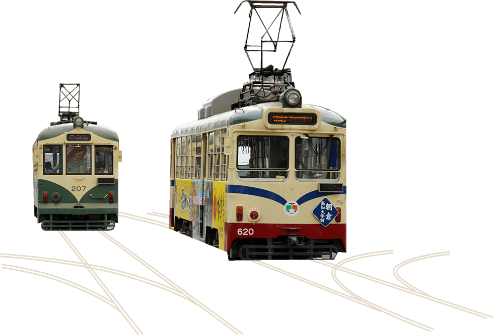並走する路面電車