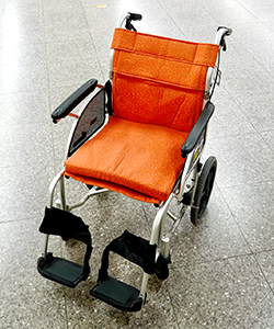 車椅子橙