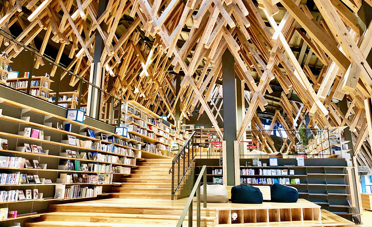 雲の上の図書館内部