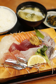市場食堂 城南店>