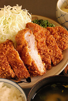 上ロースかつ定食( 250 g)