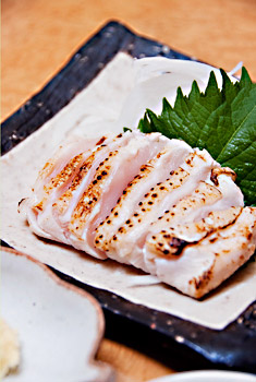 鶏刺し